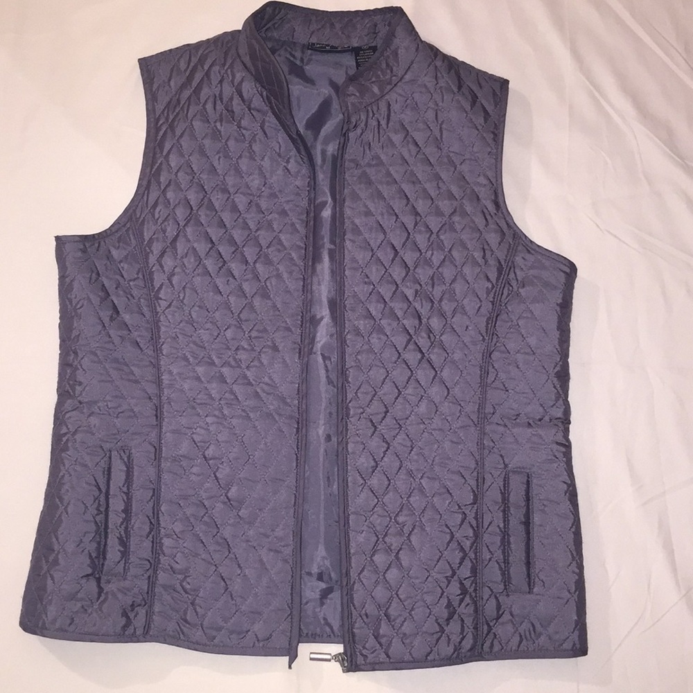 GREY VEST